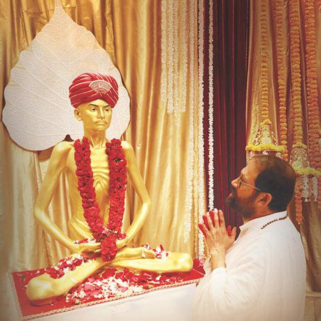 Pujya Gurudevshri Rakeshji on Shrimad Rajchandraji