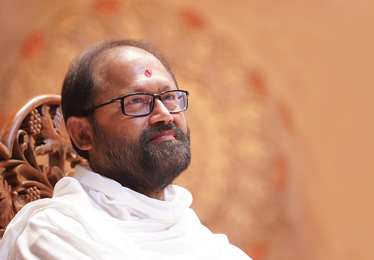 Pujya Gurudevshri Rakeshji