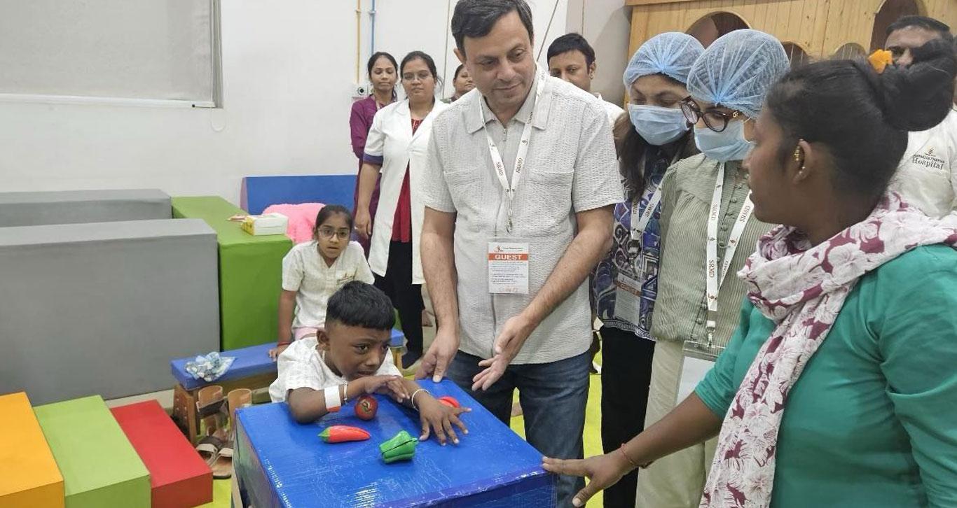 Commissioner of Health visits Shrimad Rajchandra Hospital and Research Centre